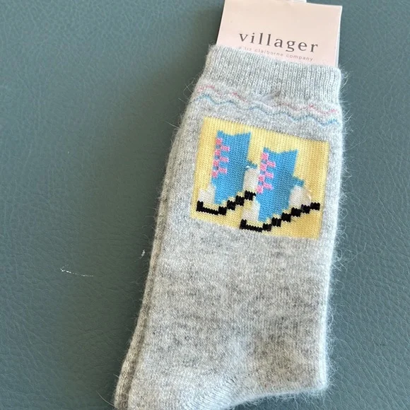 Grey Heather “Skater” socks - Picture 3 of 3